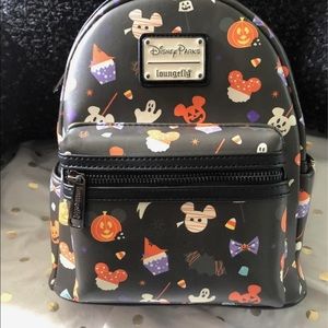 Halloween snacks mini backpack Disney loungefly